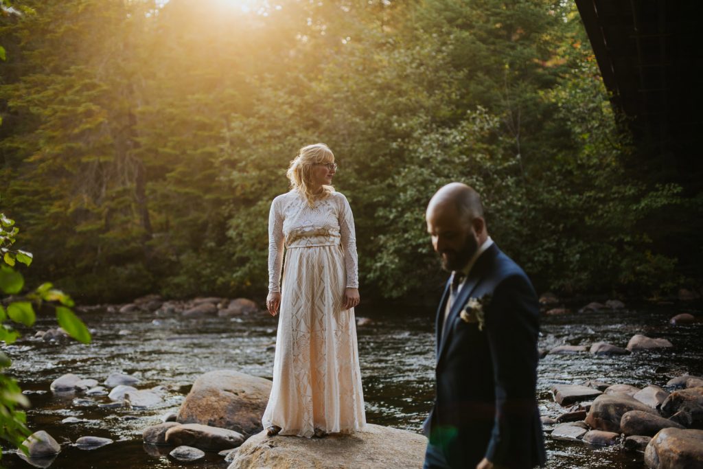 Mont-Tremblant-Surperior-Lake-Intimate-Cottage-Wedding-Photography-Documentary-01-opustill